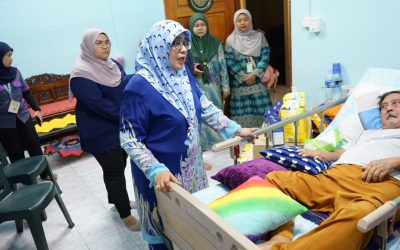 Pengagihan Bantuan Lampin Pakai Buang Dan Susu Bagi Golongan Warga Emas Yang Memerlukan