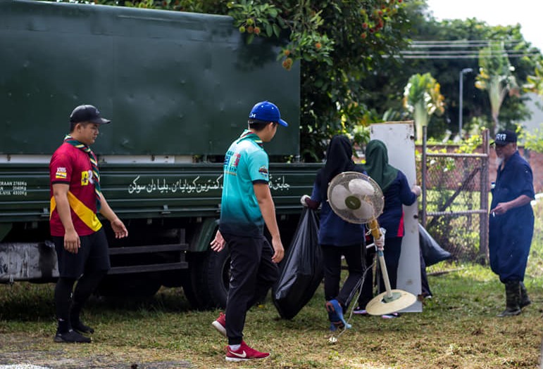 Aktiviti Kempen Kebersihan Projek Memeduli Warga Emas